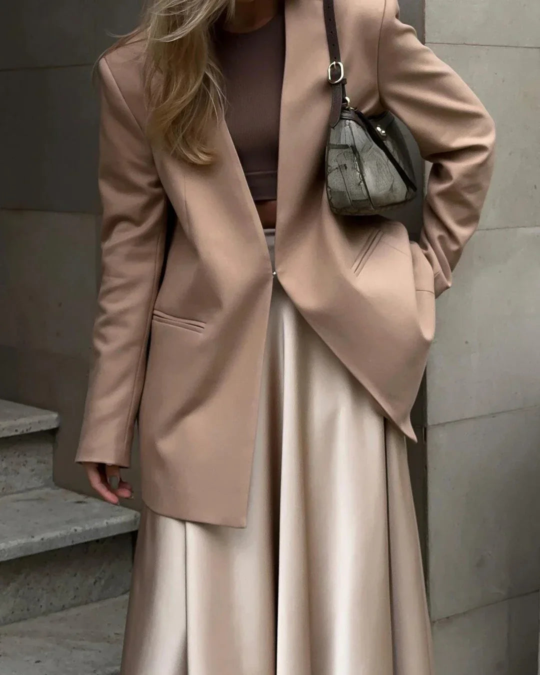 Sawyer חצאית סאטן